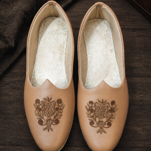 Tan and gold embroidered men's Punjabi mojari