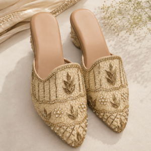 Golden embroidered Punjabi bridal mule with pearl embellishments